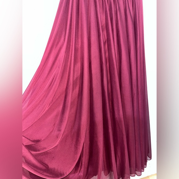 NWT David's Bridal Burgundy Maxi Dress - Picture 4 of 4